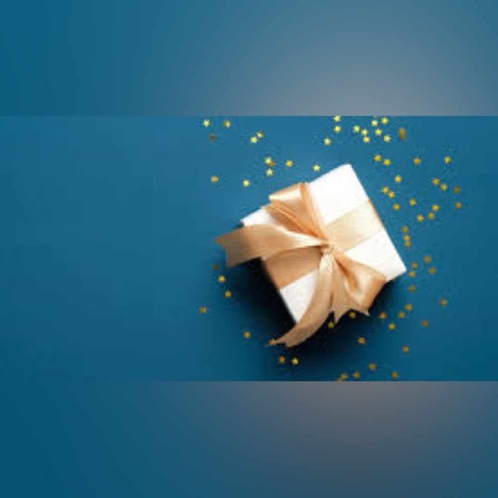 FREE MYSTERY GIFT- FOR FIRST PERSON TO ORDER AN ITEM OR BUNDLE!